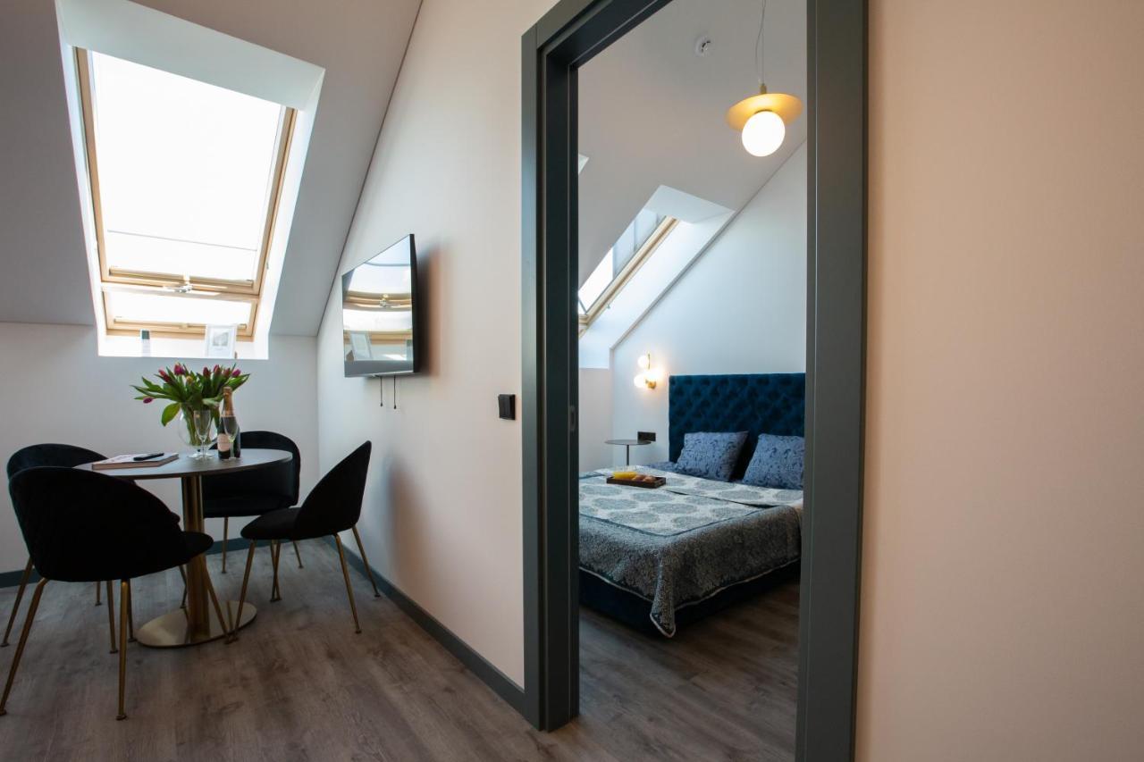 M8 Stylish One-Bedroom Apartment Kaunas Eksteriør billede