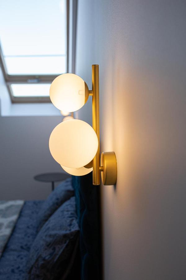 M8 Stylish One-Bedroom Apartment Kaunas Eksteriør billede