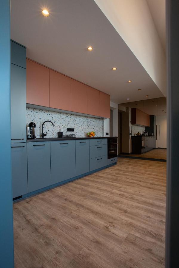 M8 Stylish One-Bedroom Apartment Kaunas Eksteriør billede